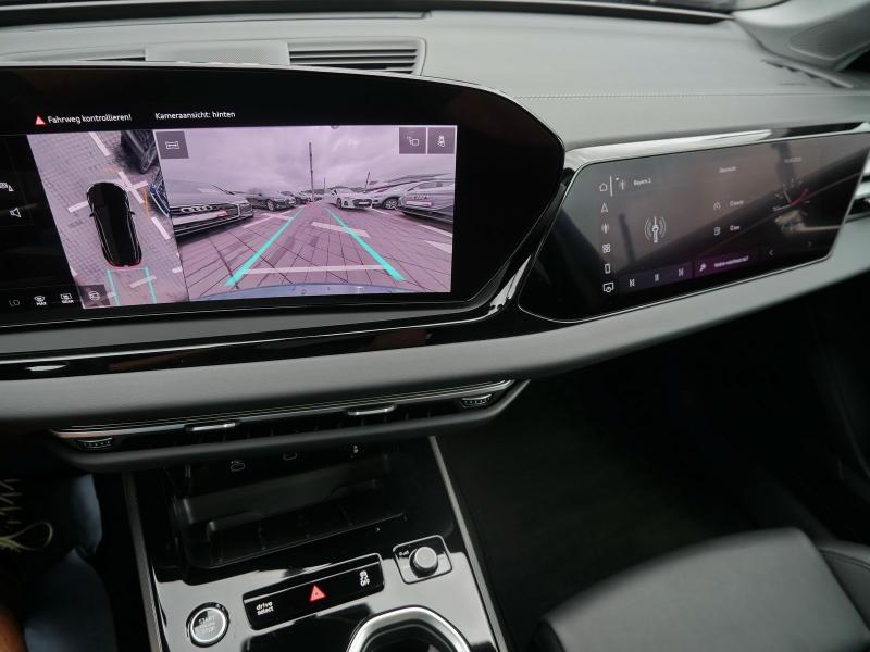 Audi A6 Avant S line – image 15 of 24