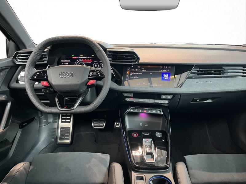 Audi RS 3 Sportback – image 4 of 14