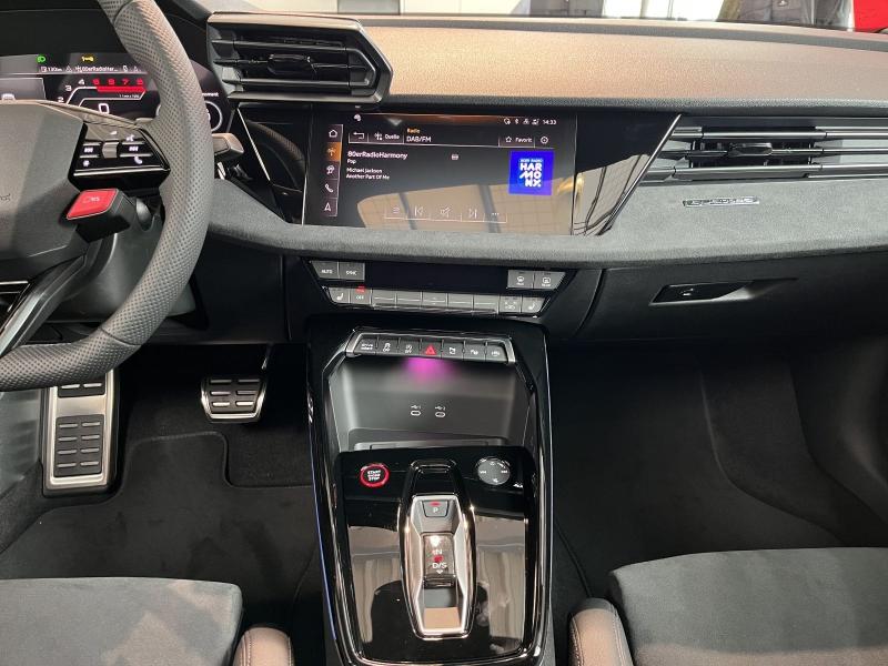 Audi RS 3 Sportback – image 6 of 14