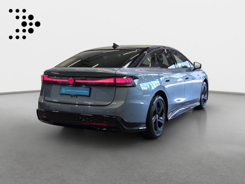 Volkswagen ID.7 GTX – image 2 of 15