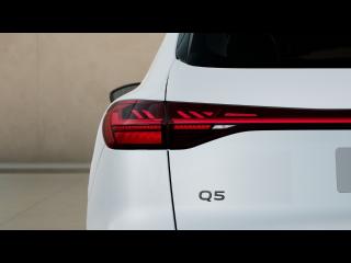 Audi Q5 S line – image 5 of 11