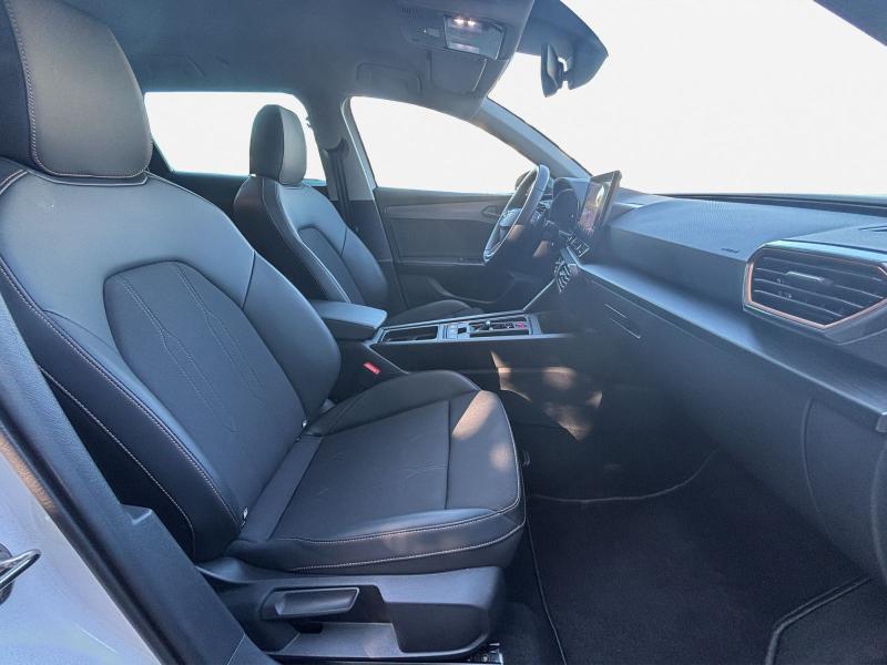 Seat Leon – image 4 of 15