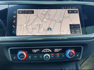 Audi Q3 S line – image 6 of 25