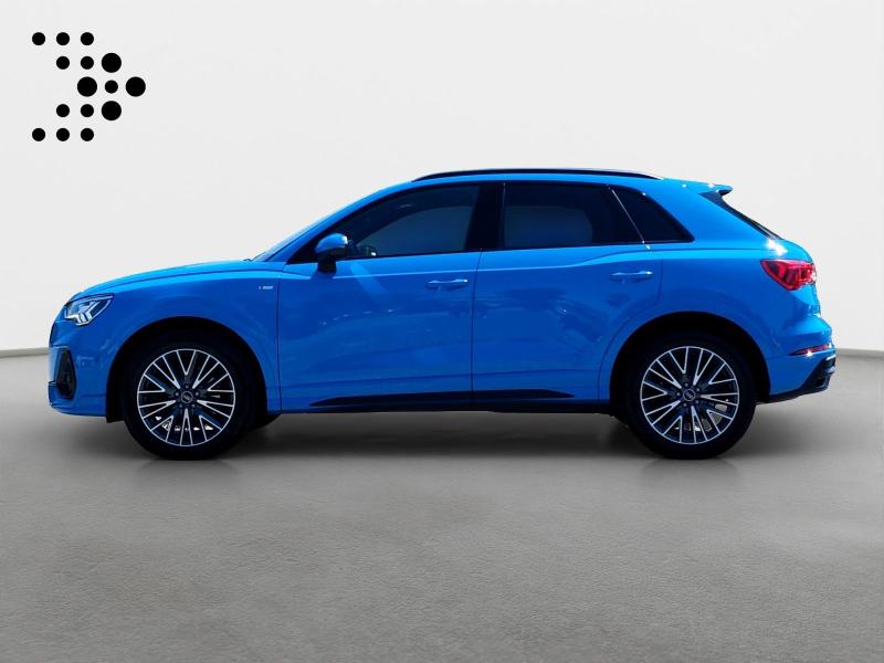 Audi Q3 S line – image 3 of 25