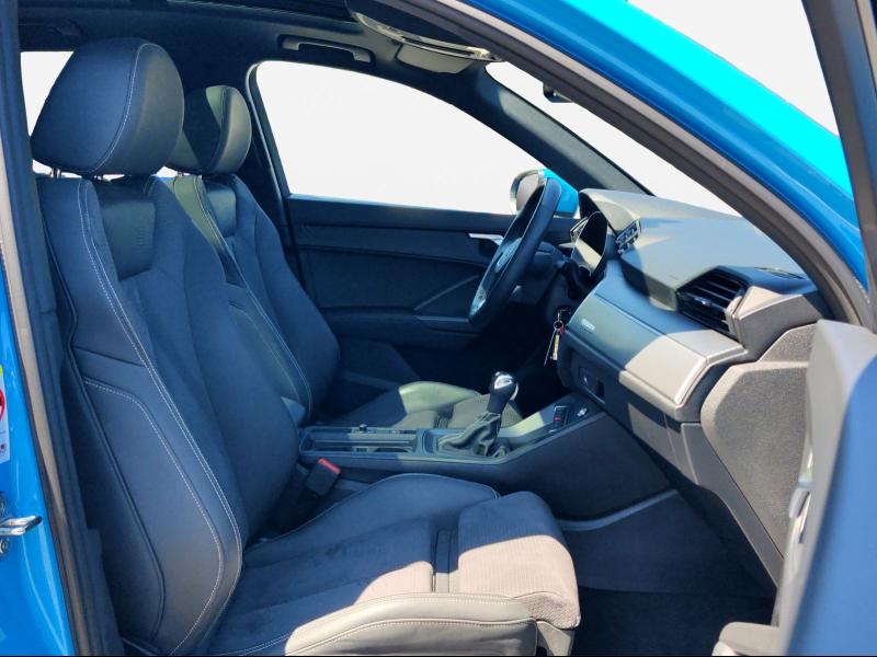 Audi Q3 S line – image 4 of 25