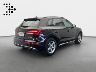 Audi Q5 S line – image 2 of 18