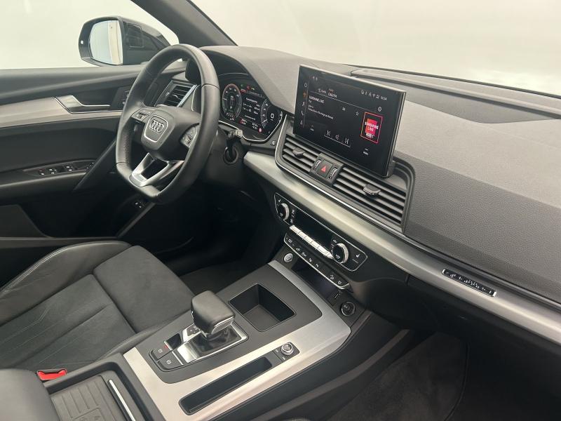 Audi Q5 S line – image 7 of 18
