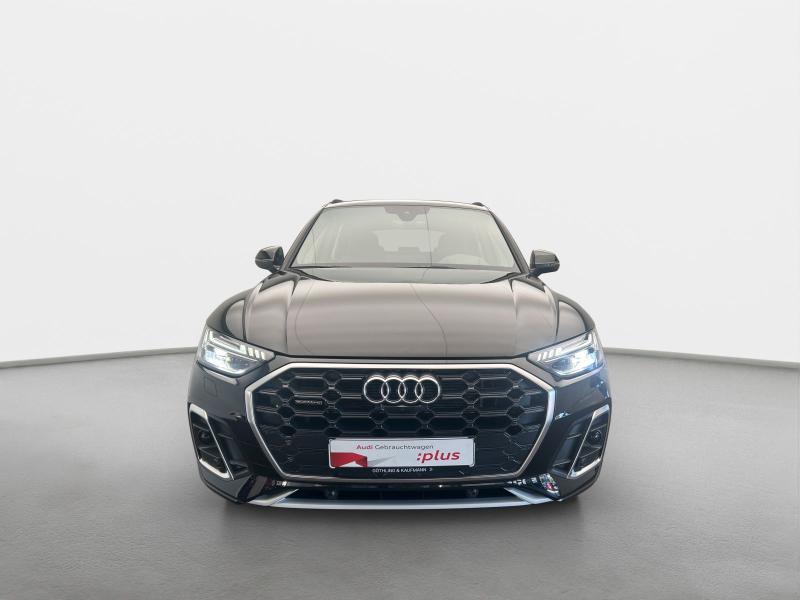 Audi Q5 S line – image 12 of 18