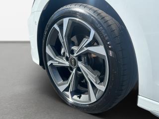 Audi A3 Sportback S line – image 11 of 18