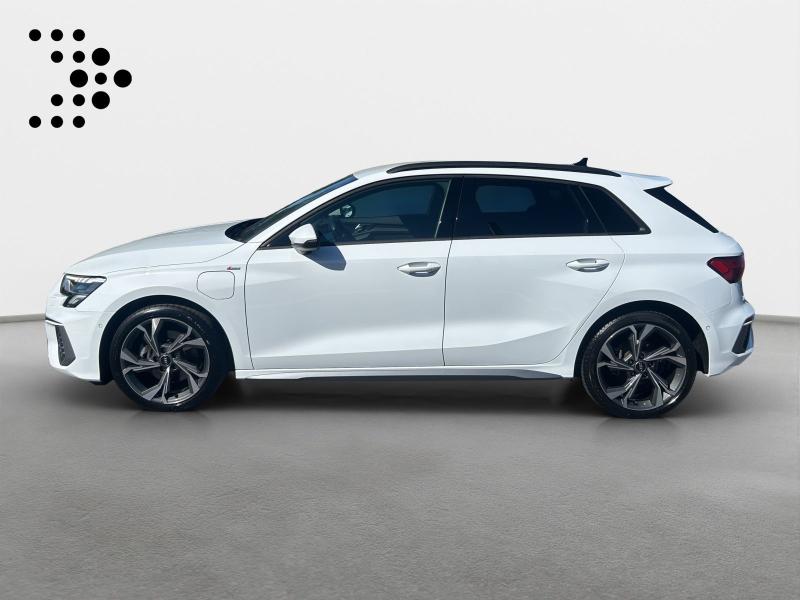 Audi A3 Sportback S line – image 3 of 18