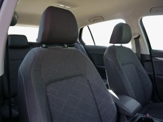 Volkswagen Golf LIFE – image 10 of 24