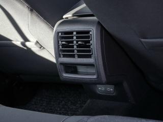 Volkswagen Golf LIFE – image 17 of 24