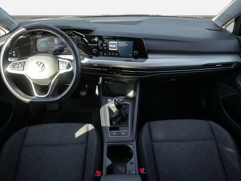 Volkswagen Golf LIFE – image 5 of 24
