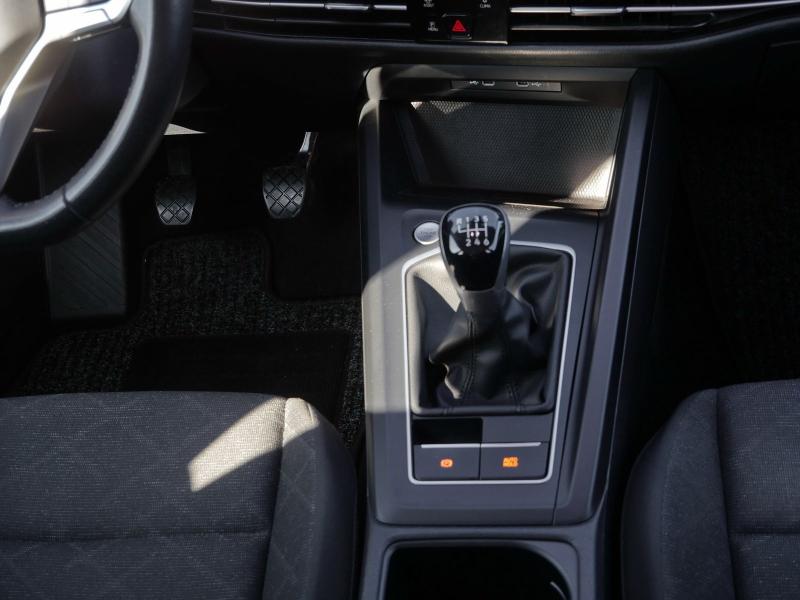 Volkswagen Golf LIFE – image 7 of 24