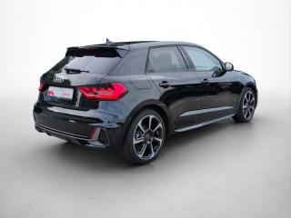Audi A1 Sportback S line – image 2 of 17