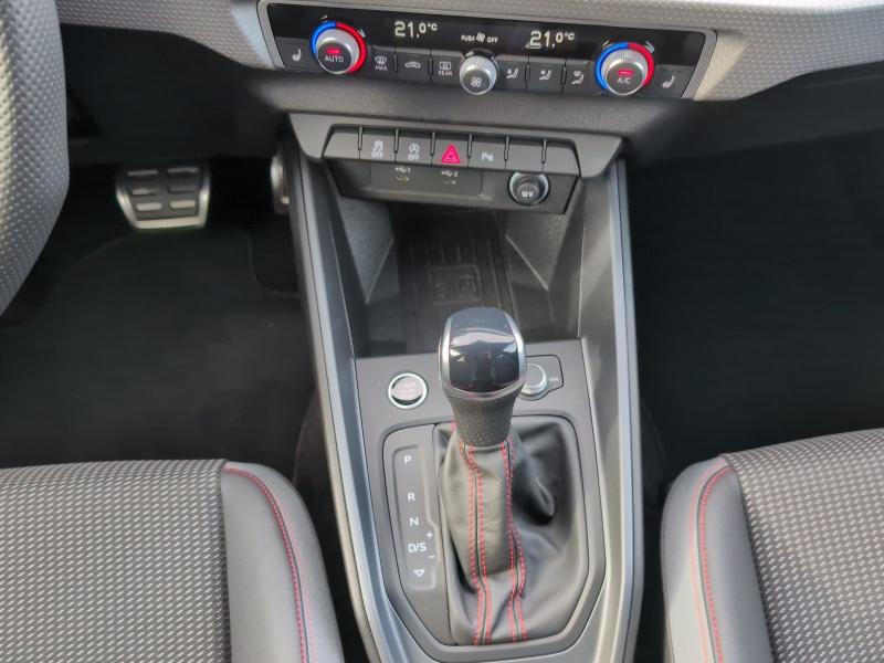 Audi A1 Sportback S line – image 6 of 17