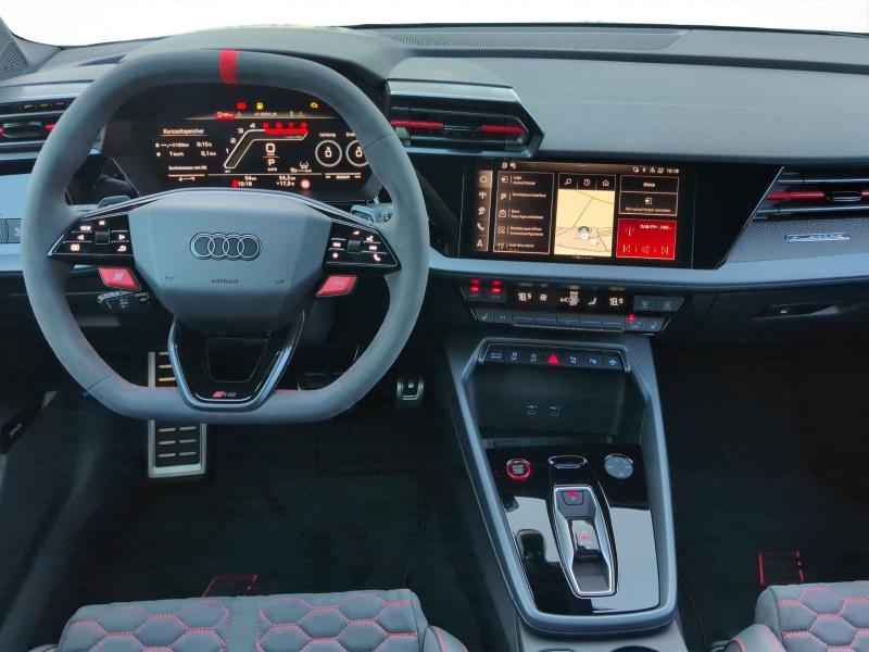 Audi RS 3 Sportback RS – image 5 of 23
