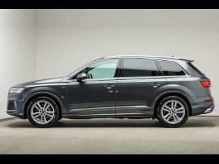 Audi Q7 S line – image 3 of 25