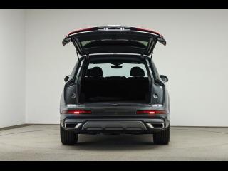 Audi Q7 S line – image 6 of 25