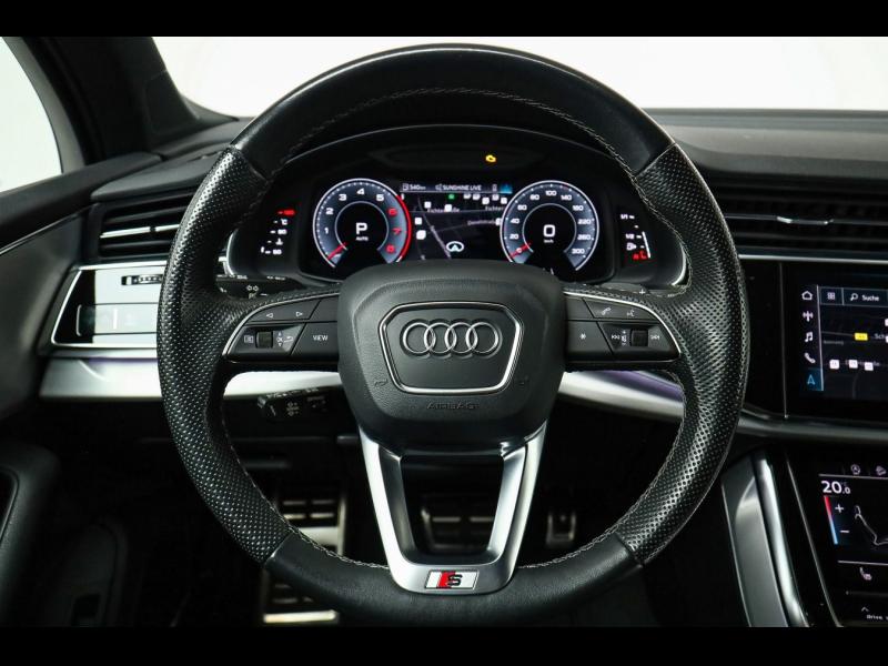 Audi Q7 S line – image 11 of 25
