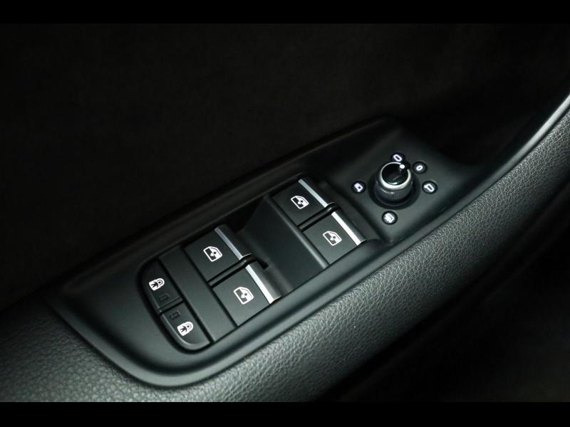 Audi Q7 S line – image 18 of 25