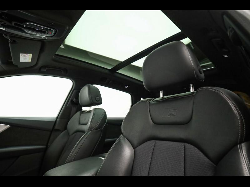 Audi Q7 S line – image 23 of 25