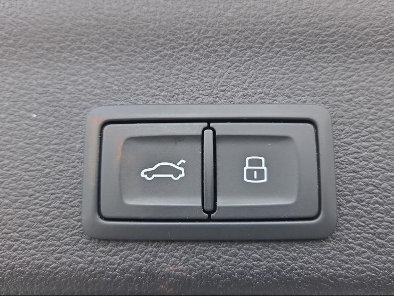 Audi A6 Avant – image 12 of 22