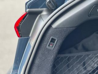 Audi A6 Avant S line – image 7 of 17