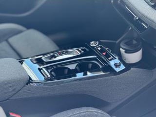 Audi A6 Avant S line – image 13 of 17