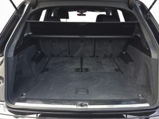 Audi Q7 S line – image 11 of 18
