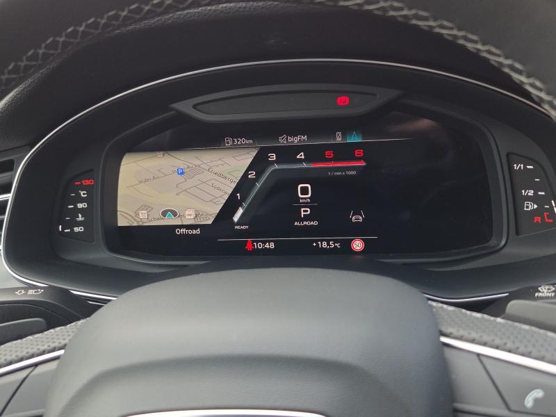 Audi Q7 S line – image 9 of 18