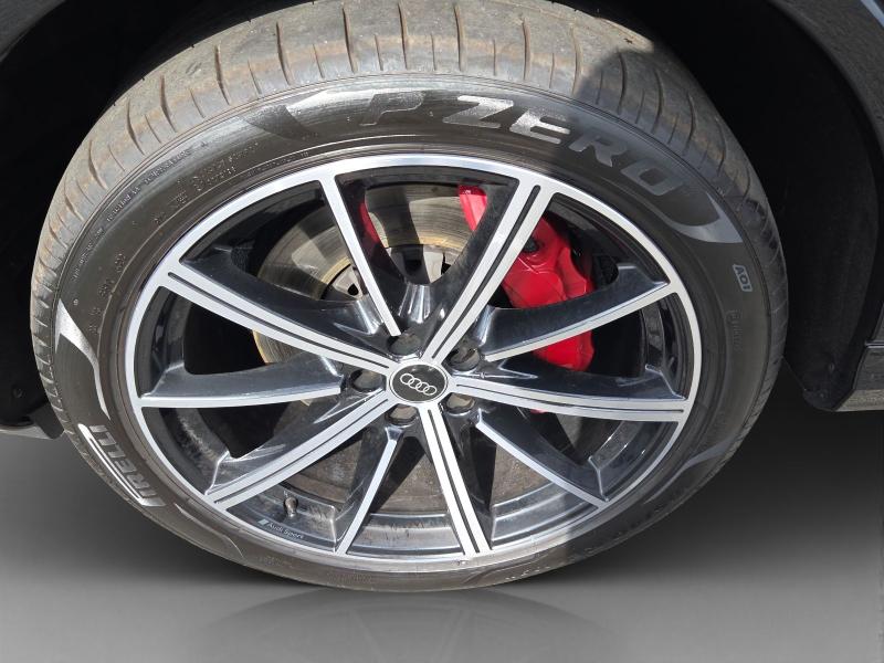Audi Q7 S line – image 13 of 18