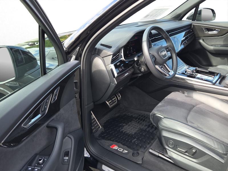 Audi Q7 S line – image 14 of 18