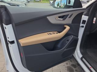 Audi Q8 S line – image 20 of 21