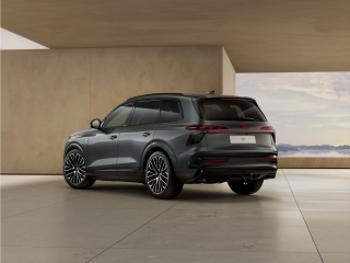 Audi Q7 S line – image 2 of 5