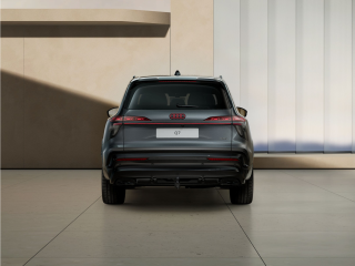 Audi Q7 S line – image 3 of 5