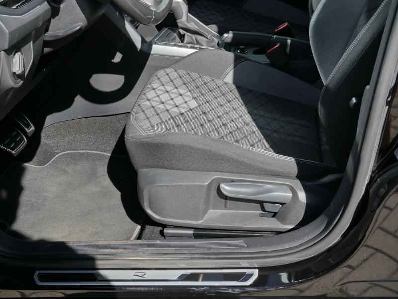 Volkswagen Polo R-Line – image 22 of 24