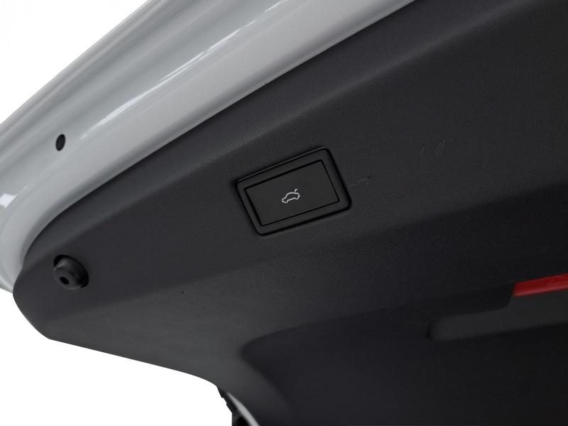 Volkswagen ID.7 PRO – image 12 of 25