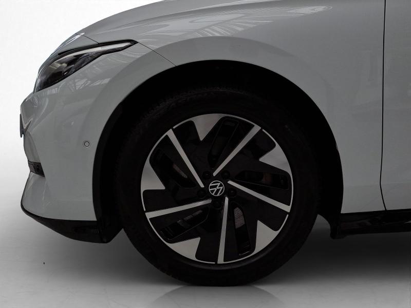 Volkswagen ID.7 PRO – image 13 of 25