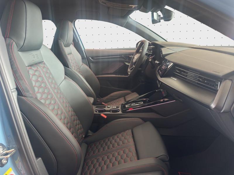 Audi RS 3 Sportback – image 4 of 24