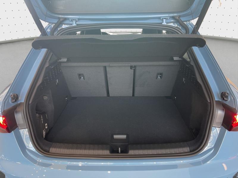 Audi RS 3 Sportback – image 11 of 24