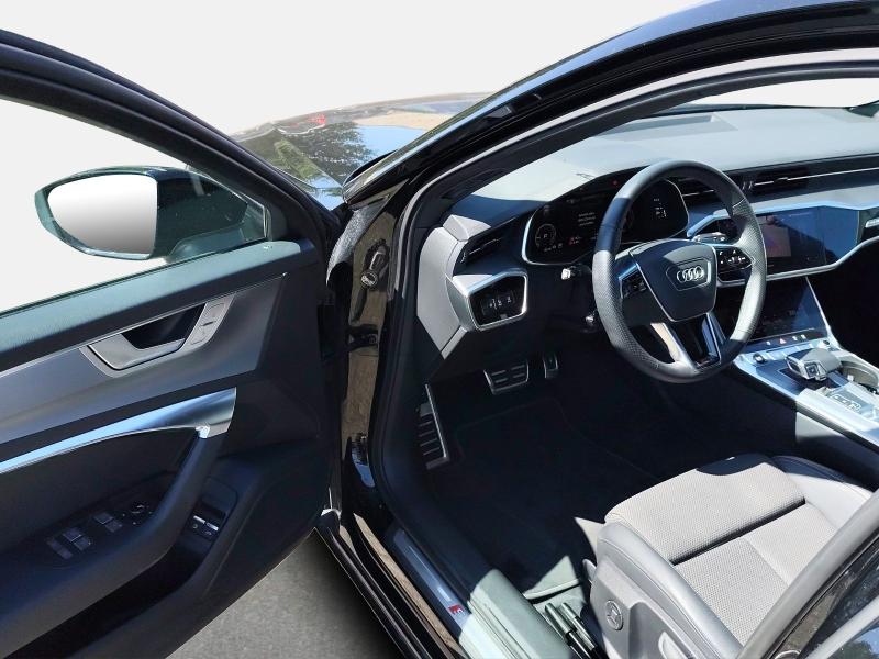 Audi A6 Avant S line – image 14 of 24