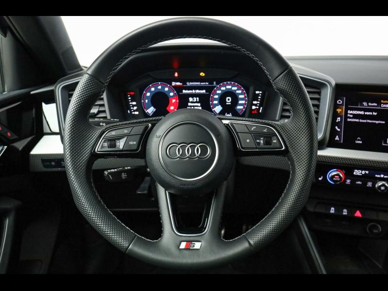 Audi A1 allstreet S line – image 11 of 25