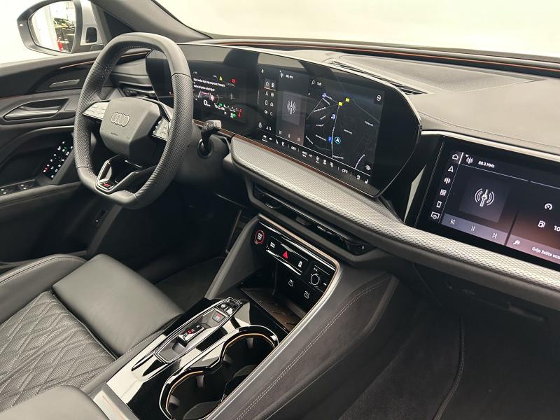 Audi SQ5 – image 7 of 17