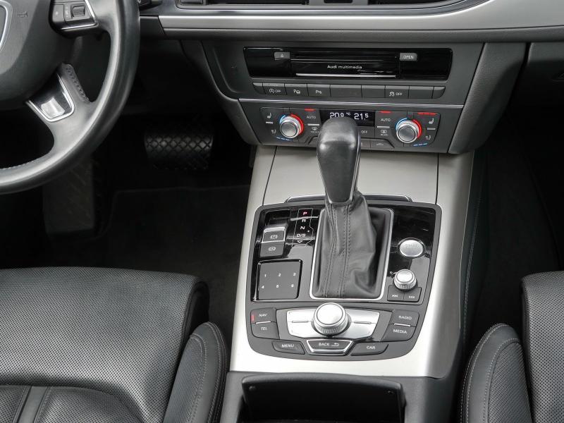Audi A6 Avant S line – image 7 of 24