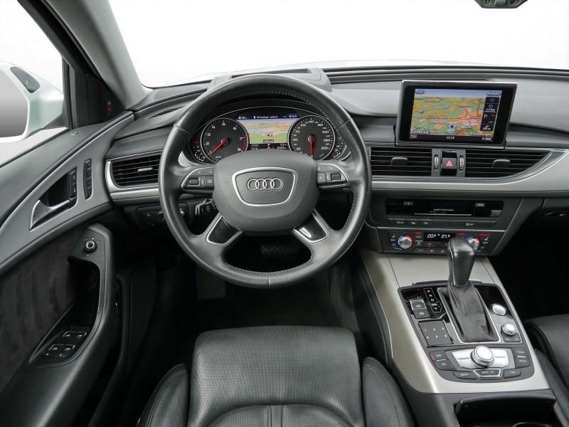 Audi A6 Avant S line – image 8 of 24