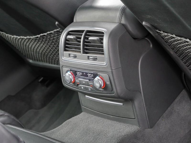 Audi A6 Avant S line – image 17 of 24