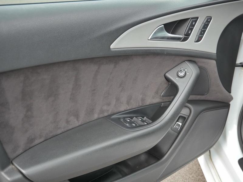 Audi A6 Avant S line – image 21 of 24