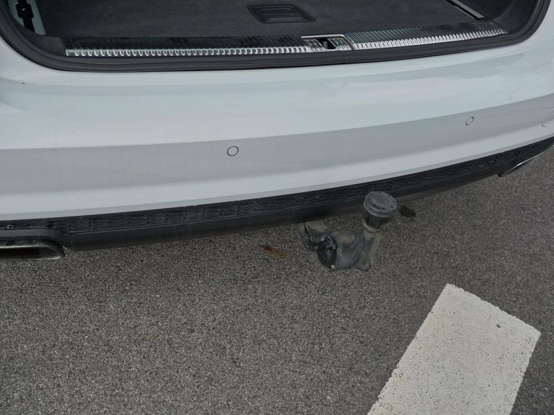 Audi A6 Avant S line – image 23 of 24