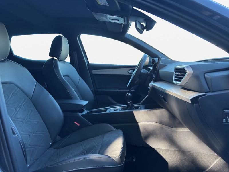 Seat Leon Xcellence – image 4 of 16